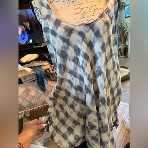 Zoa New York nwot Adoreable top! 3/10!
